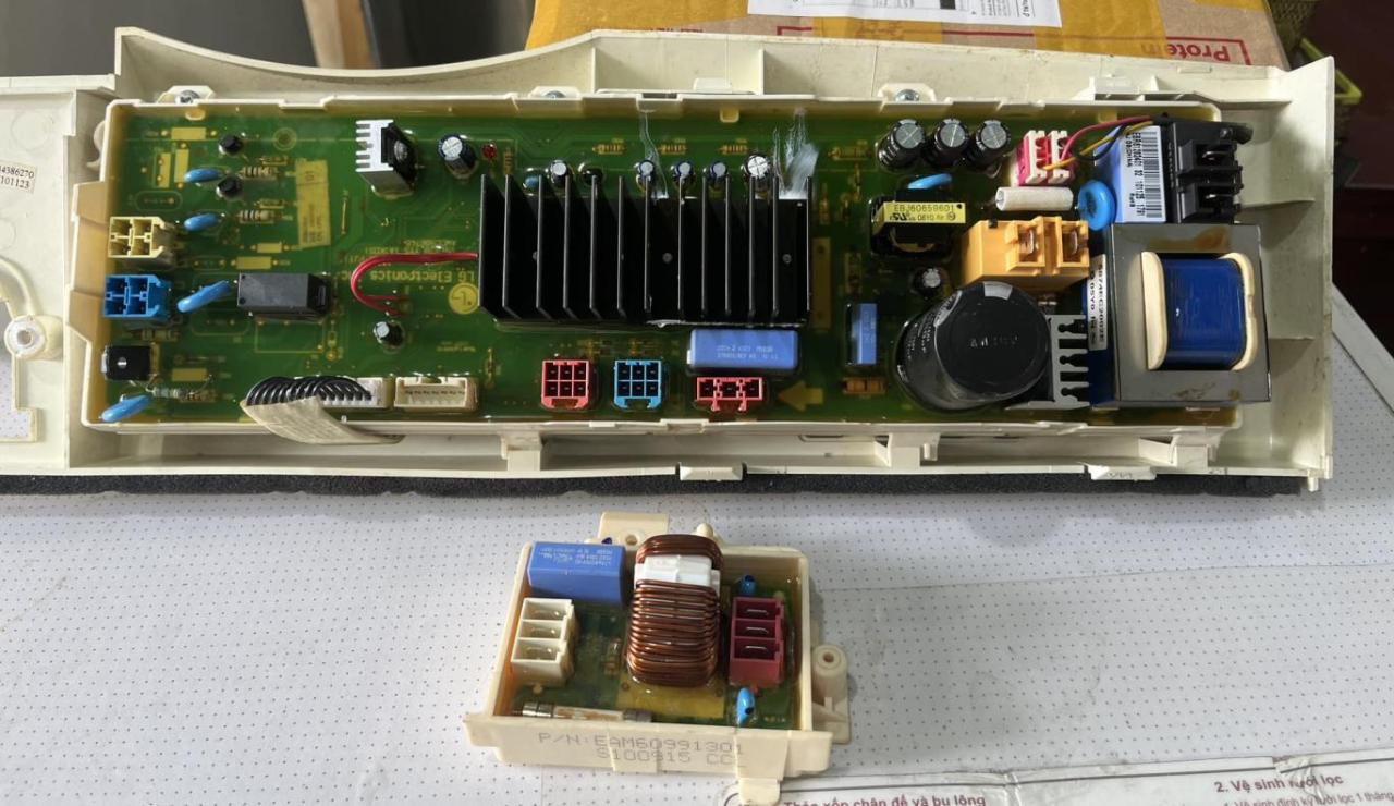 Bo mạch công suất và bo mạch chính của máy giặt LG
