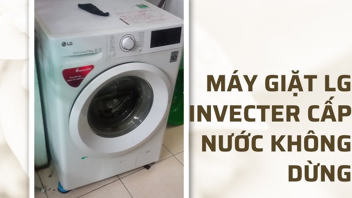 Máy giặt LG đang cấp nước vào lồng giặt