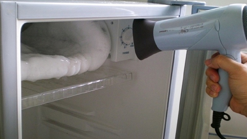 Xả tuyết hoàn toàn cho tủ lạnh LG để khắc phục lỗi Er FF